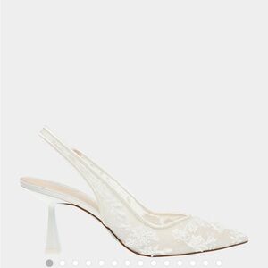 Betsey Johnson nikki ivory  Slingback Heels
